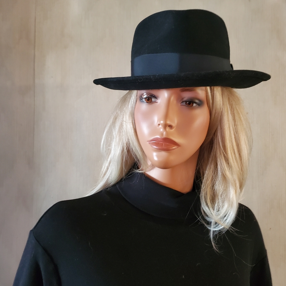 Capas Design Ladies Black‎ Fedora Hat Lite Felt 100% Wool Size M